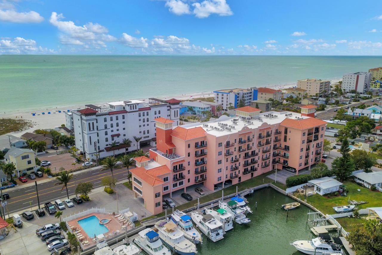 Apartamento Bay Front Oasis St. Pete Beach Exterior foto